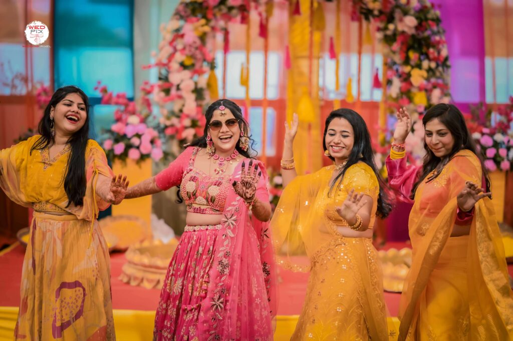 candid wedding photography by wedding pixel